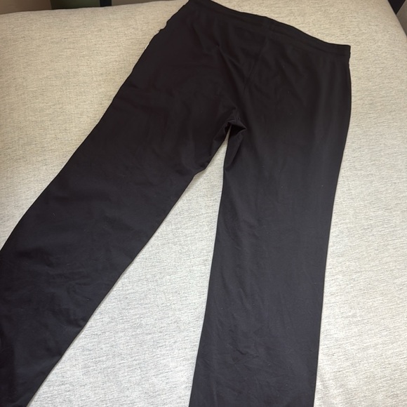 Vuori Black Halo Pants - Picture 4 of 5